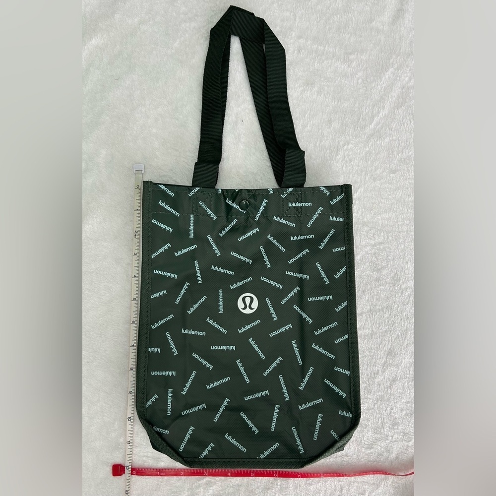 Lululemon Green Reusable Tote Bag with Lululemon Logos - Picture 2 of 4